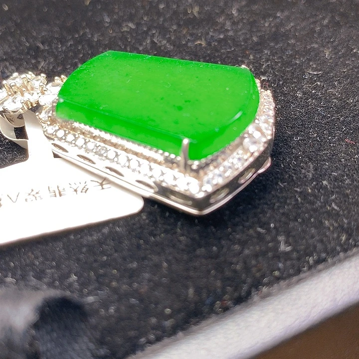 【闪购商品】翡翠银S925镶嵌颈饰翡翠