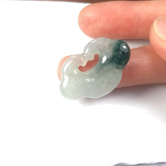 翡翠未镶嵌颈饰缅甸A货，每天下午1点半开播