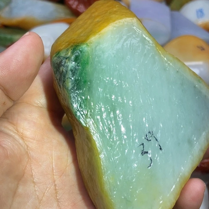 音***限未镶嵌定制翡翠缅甸