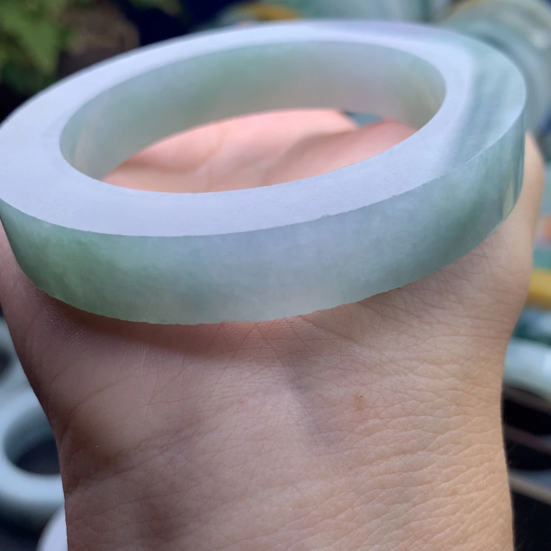 定制翡翠未镶嵌手镯不退不换正圈