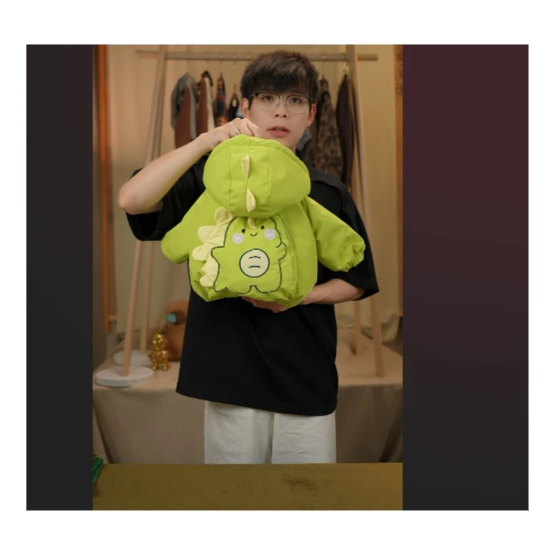 A【麦田】2025冬季新款刺绣棉服小恐龙