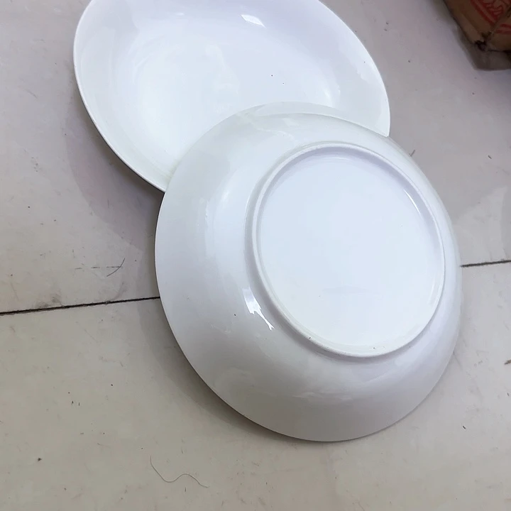瓷片陶瓷盘子碗啥都有