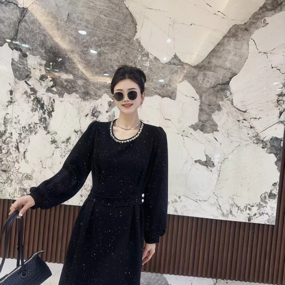 2025秋季新款胖MM大码重工细闪收腰显瘦连衣裙圆领钉珠长袖女神裙