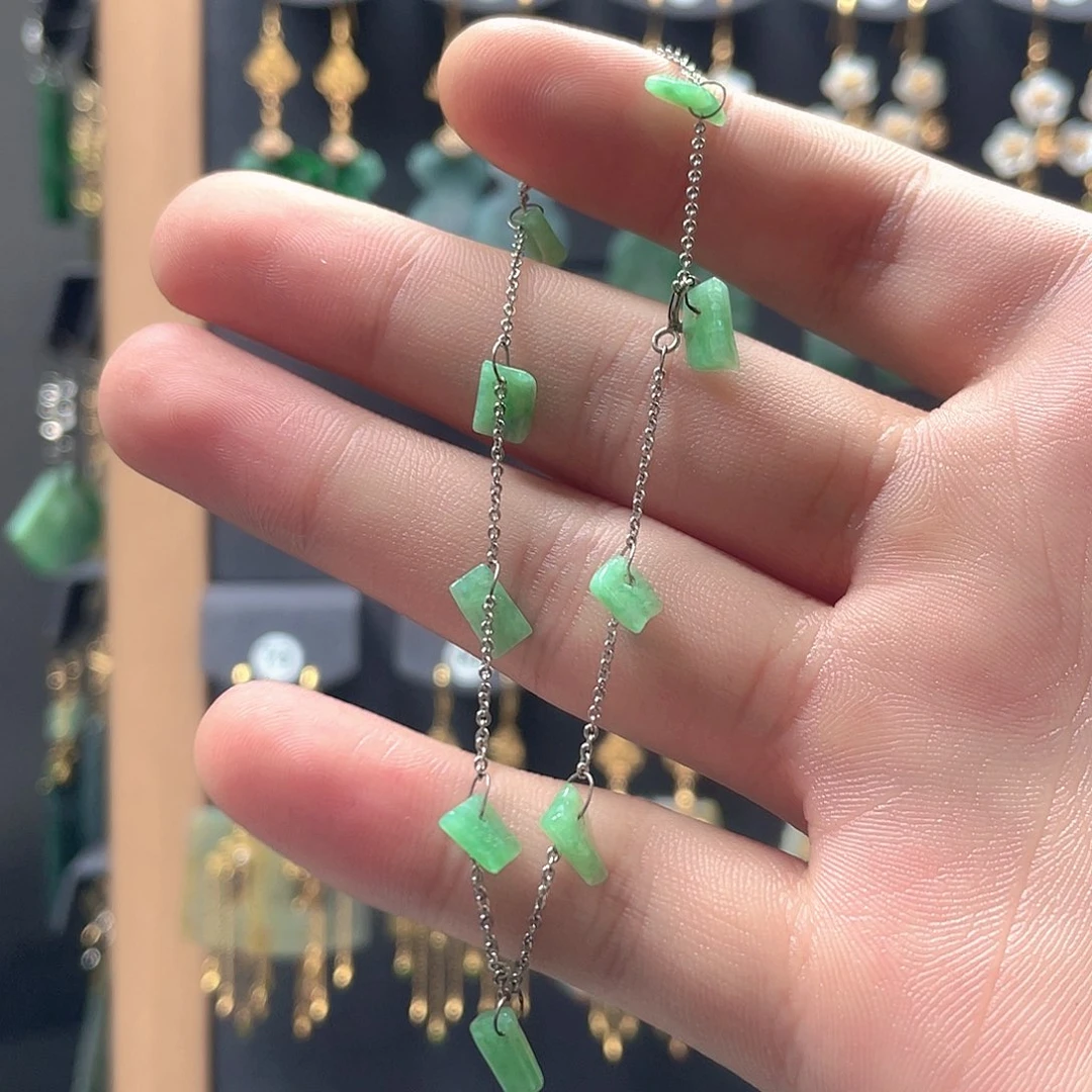 翡翠未镶嵌耳饰翡翠