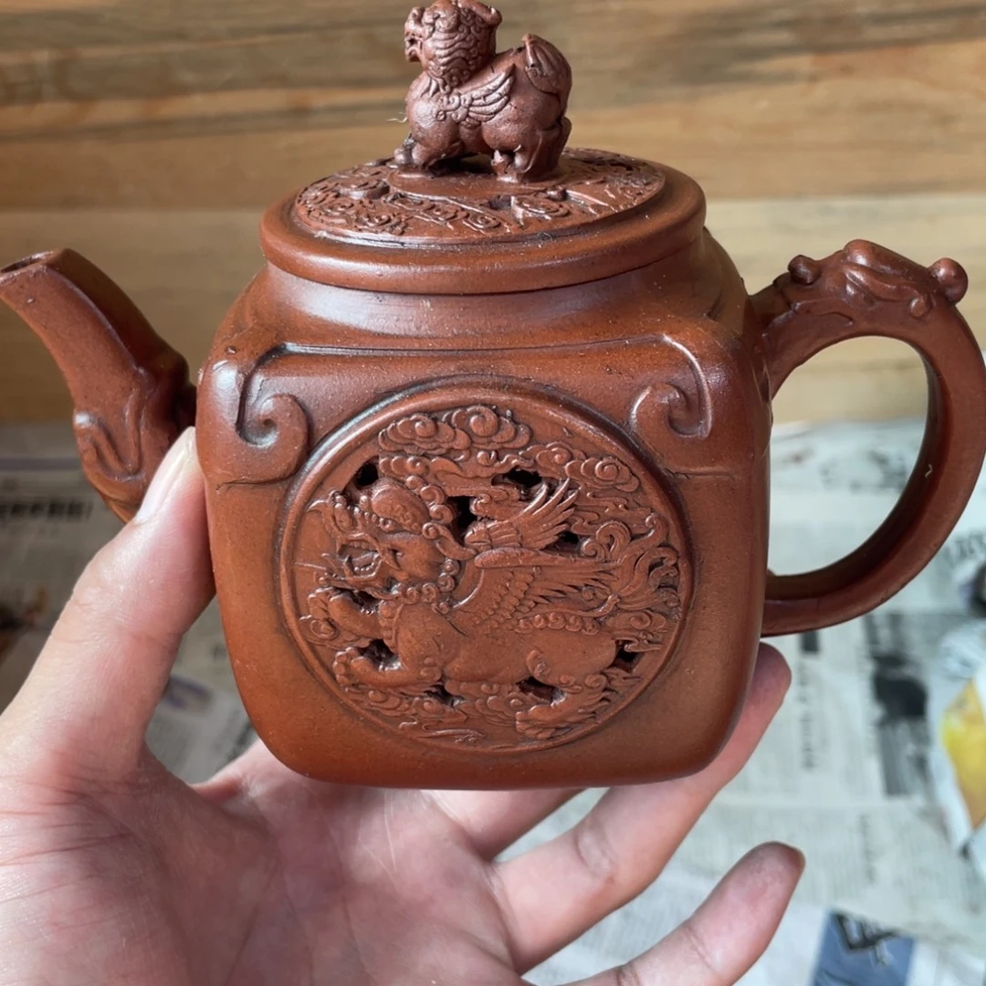 茶壶紫砂老厂紫砂壶一件。