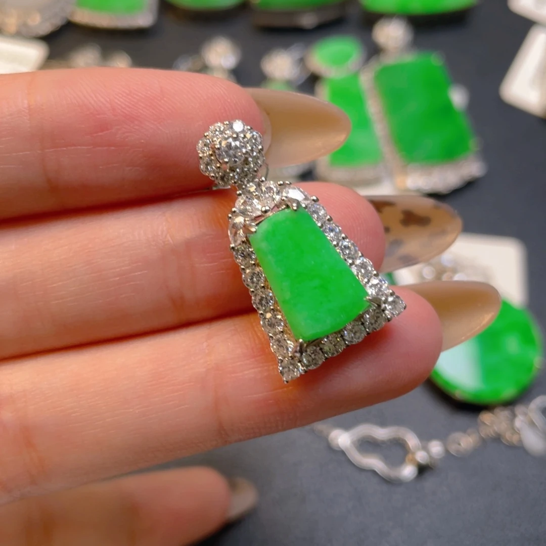 翡翠银S925镶嵌颈饰