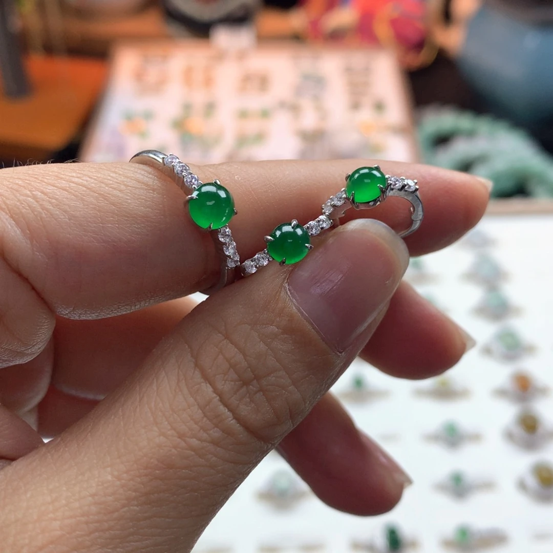 颈饰银S925镶嵌翡翠