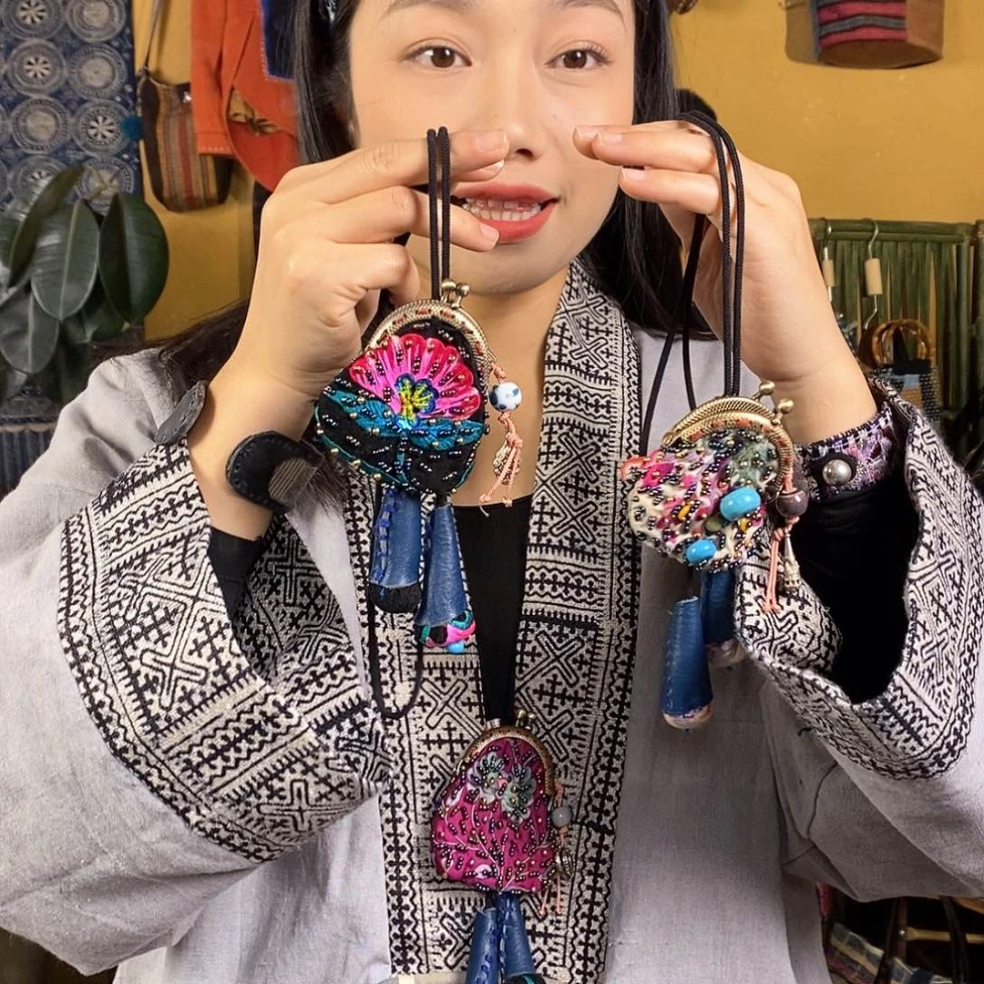 织绣手工制作项链