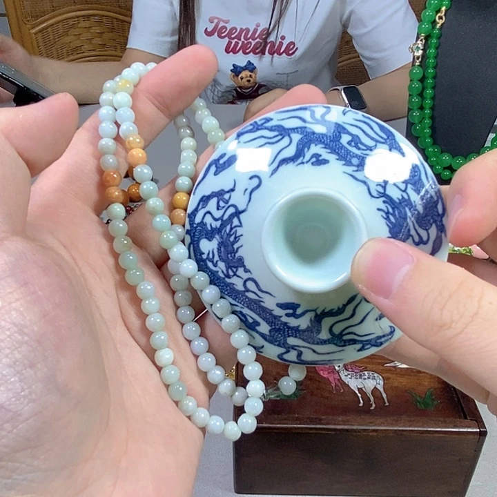 瓷片你姐姐哈哈哈哈哈哈哈哈就