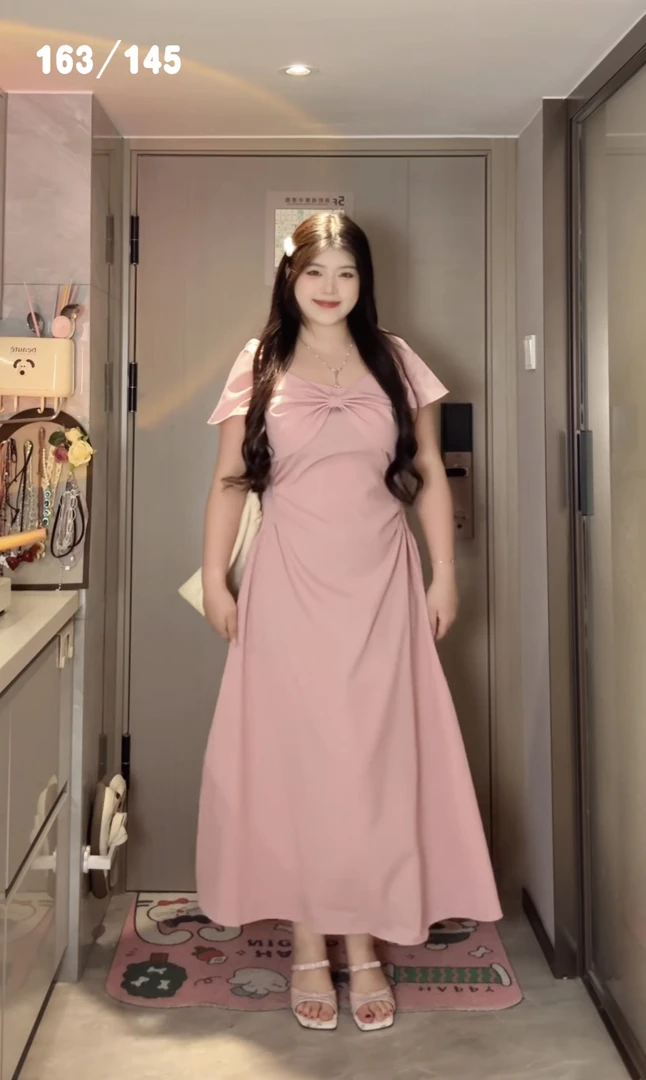 大码女装2025夏新款蝴蝶结收腰设计感显瘦法式露肩气质短袖连衣裙