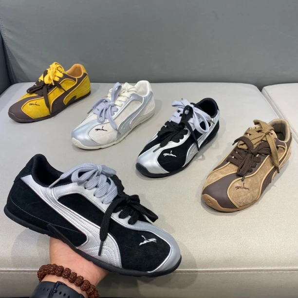 2025秋季新款低帮系带拼接舒适防滑软底板鞋潮流休闲鞋百搭男鞋