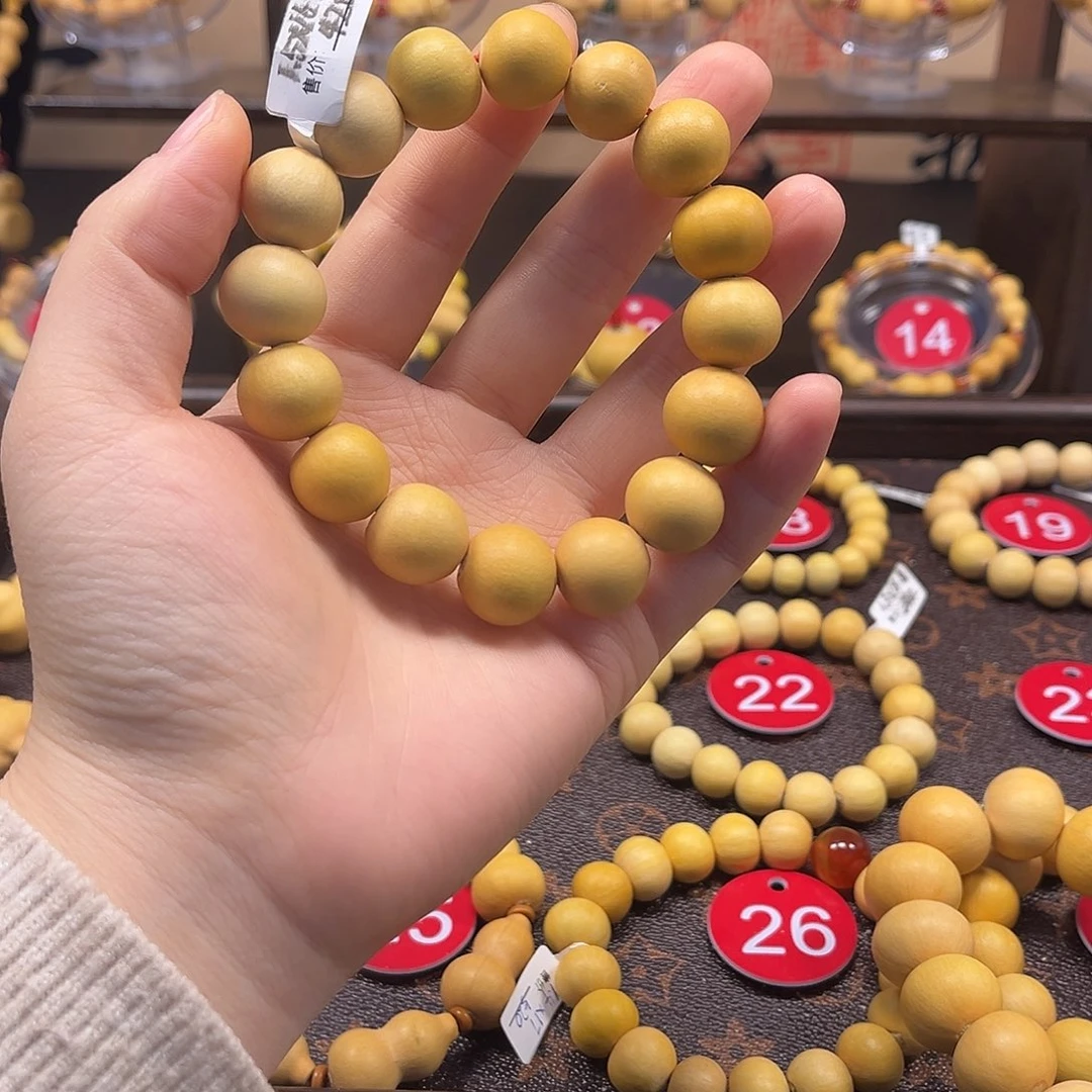 岁****自己家做的葫芦手串