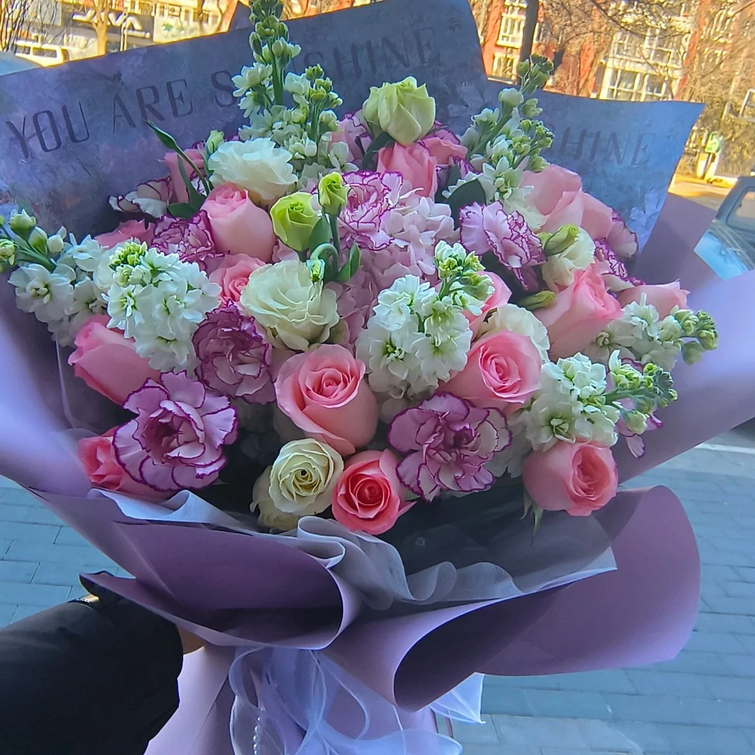 33支紫精灵粉玫瑰紫罗兰混搭花束
