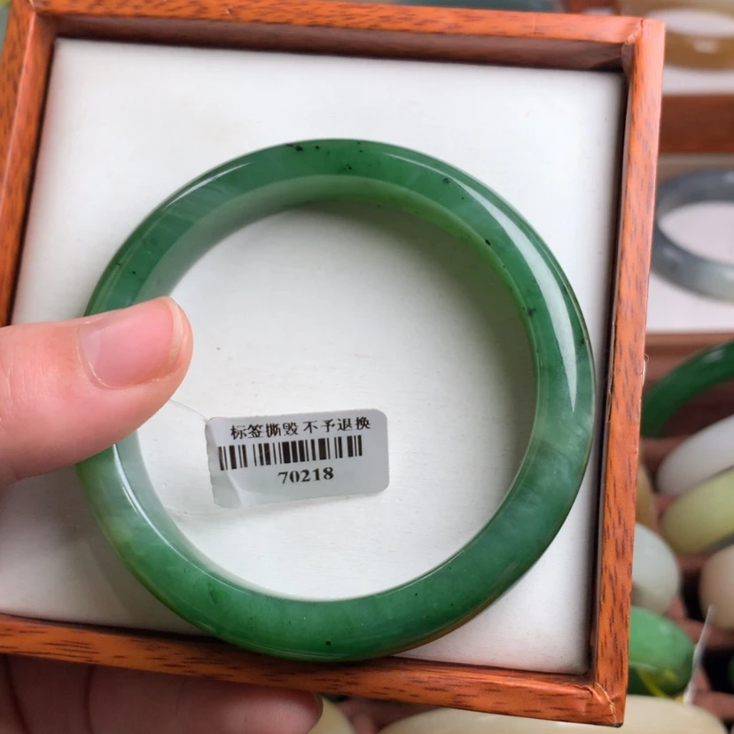 【闪购商品】和田玉手镯未镶嵌
