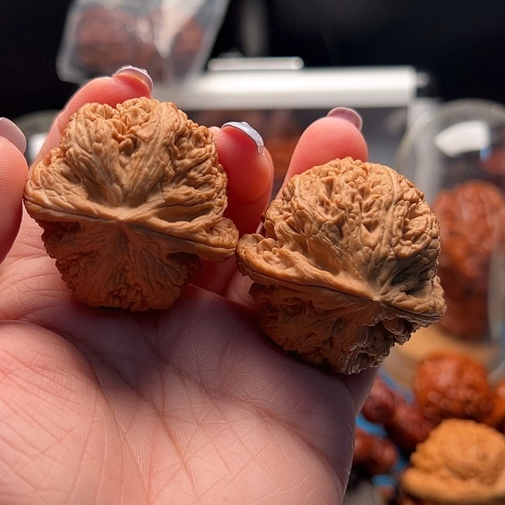 文玩核桃把件大粗筋 全品