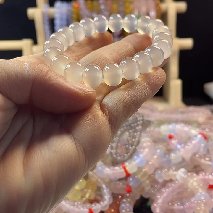 Y***i玛瑙/玉髓未镶嵌手链