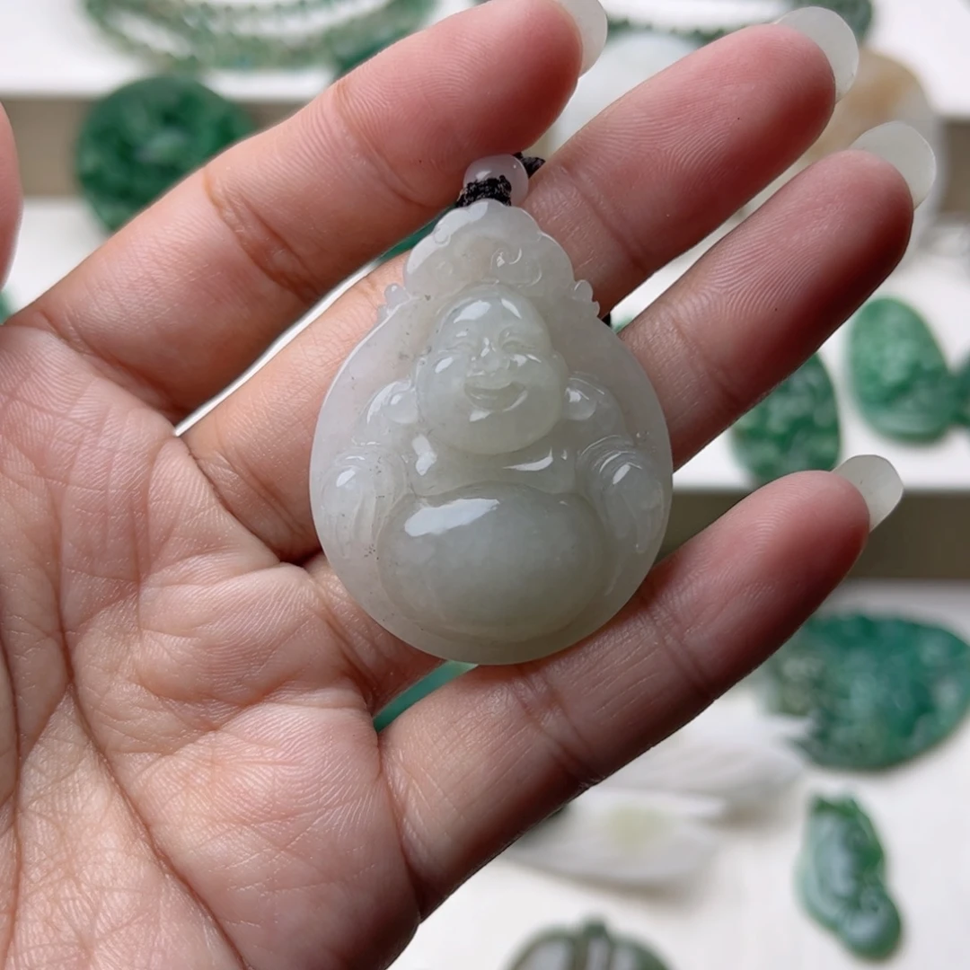 独山玉未镶嵌挂件
