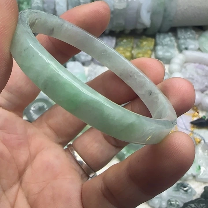 未镶嵌手链翡翠49+圈口