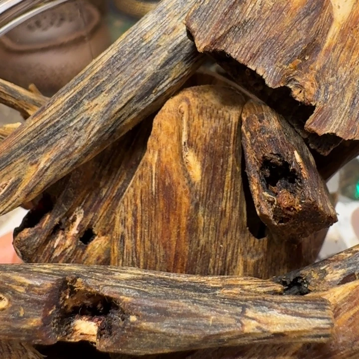 沉香沉香碎屑棋楠老白棋树心油块料76克