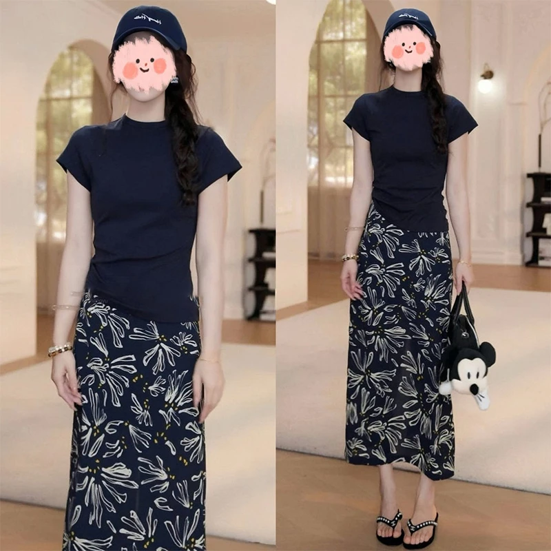 夏季穿搭一整套新款设计感减龄显瘦短袖T恤百搭气质半身裙两件套