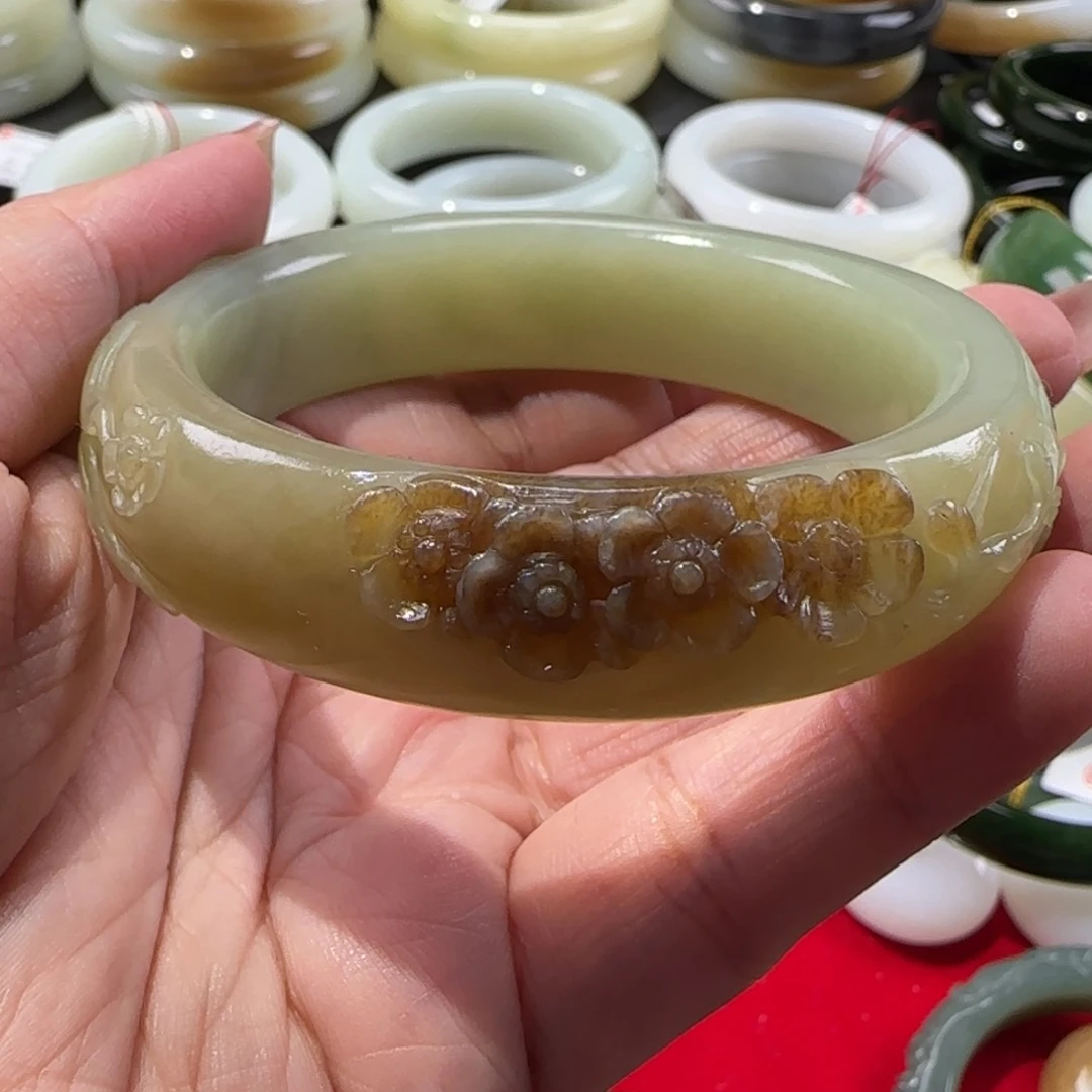 和田玉手镯未镶嵌请***我