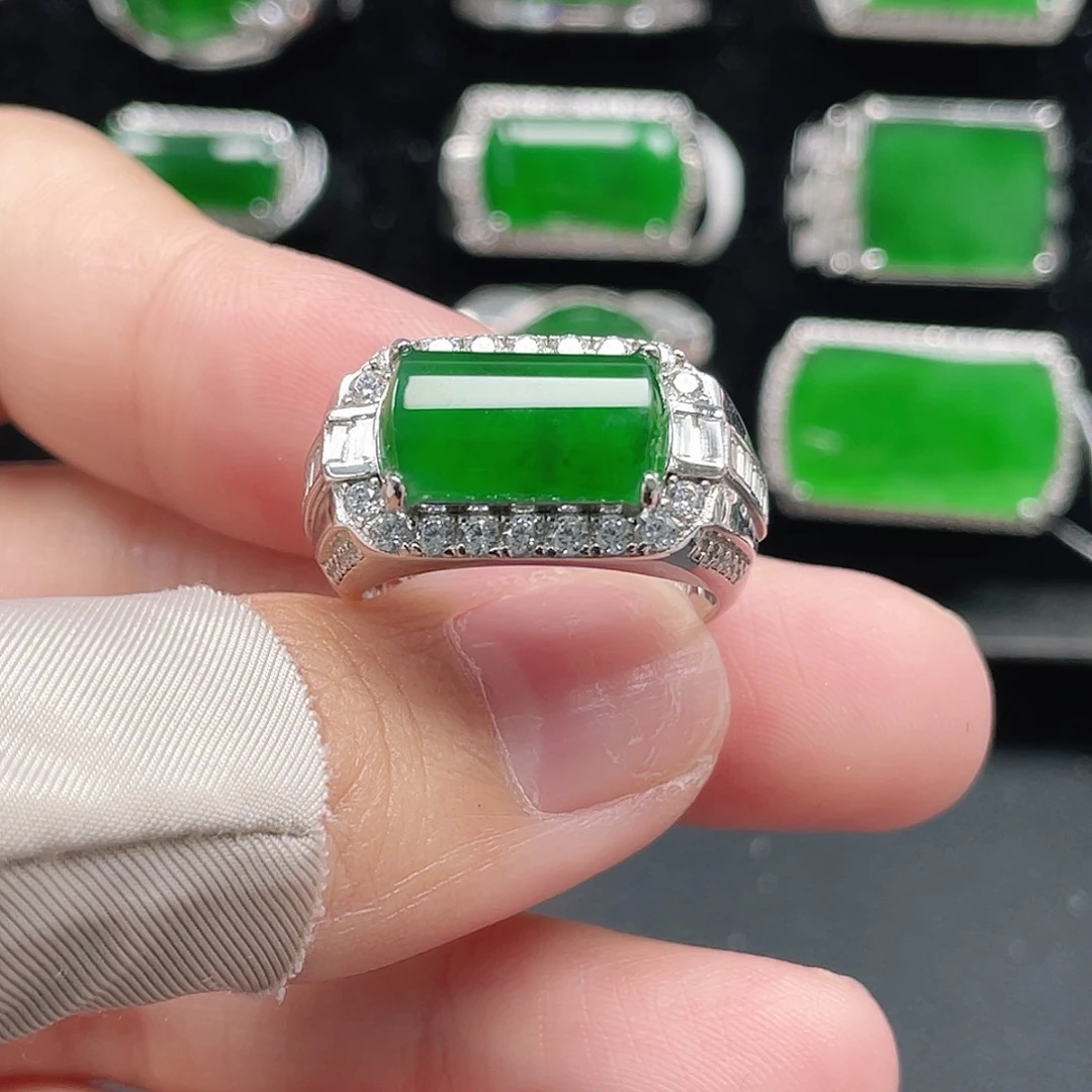 翡翠银S925镶嵌戒指天然A货翡翠没运费险3963