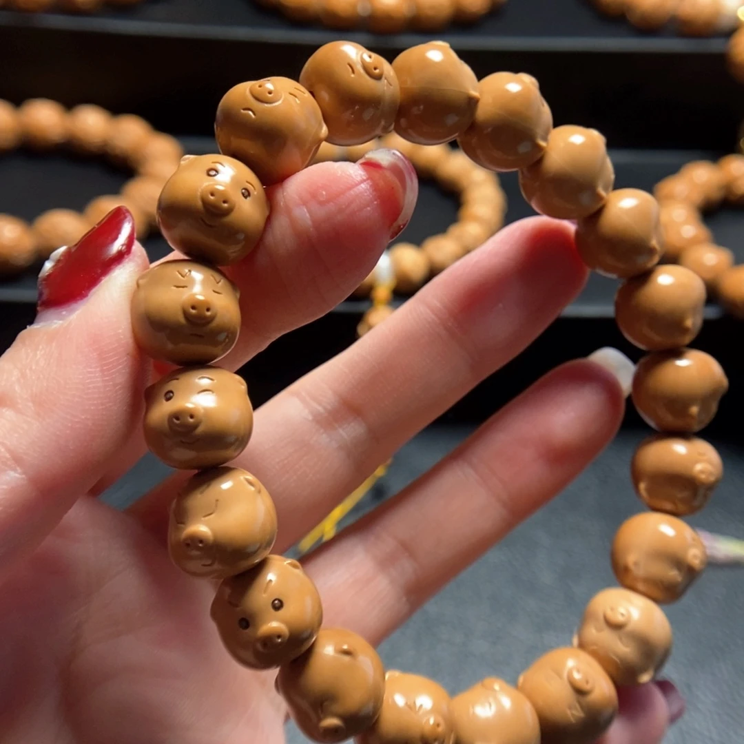 猴头核桃手串?猪小呆