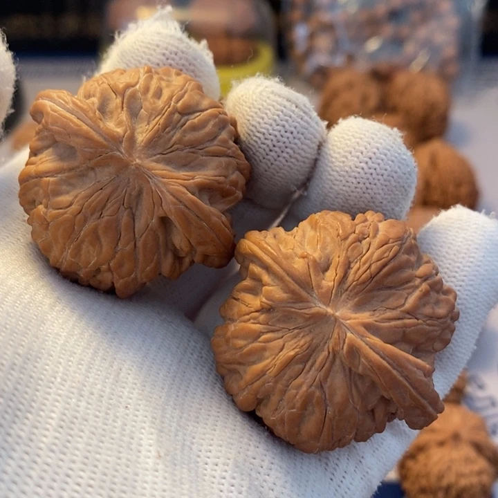 吊坠文玩核桃41蝴蝶磨盘