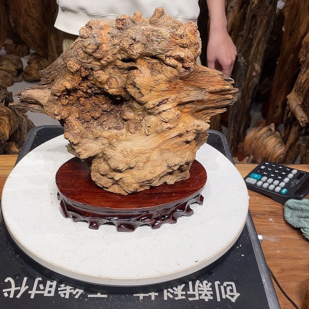 老***底松木（琥珀木）北沉香
