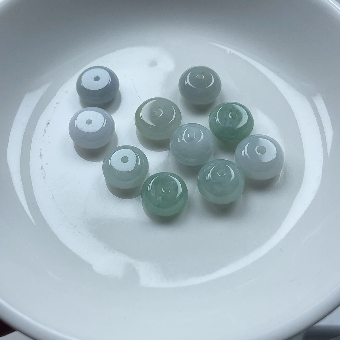 翡翠未镶嵌耳饰6589