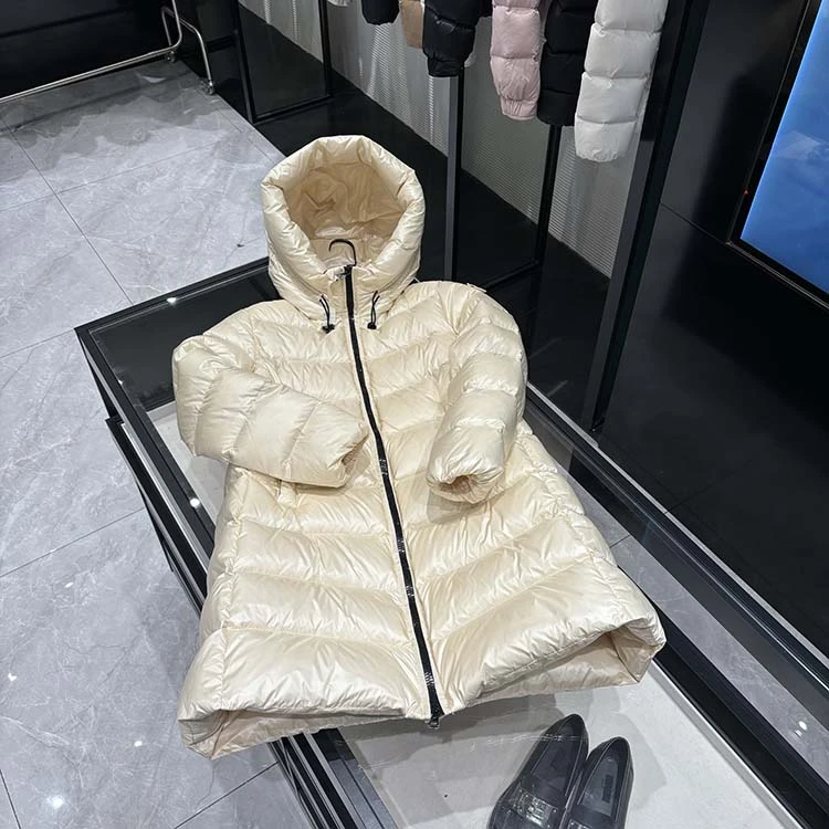 25年秋冬新款 时尚百塔休闲经典中长款连帽女款羽绒服-8857
