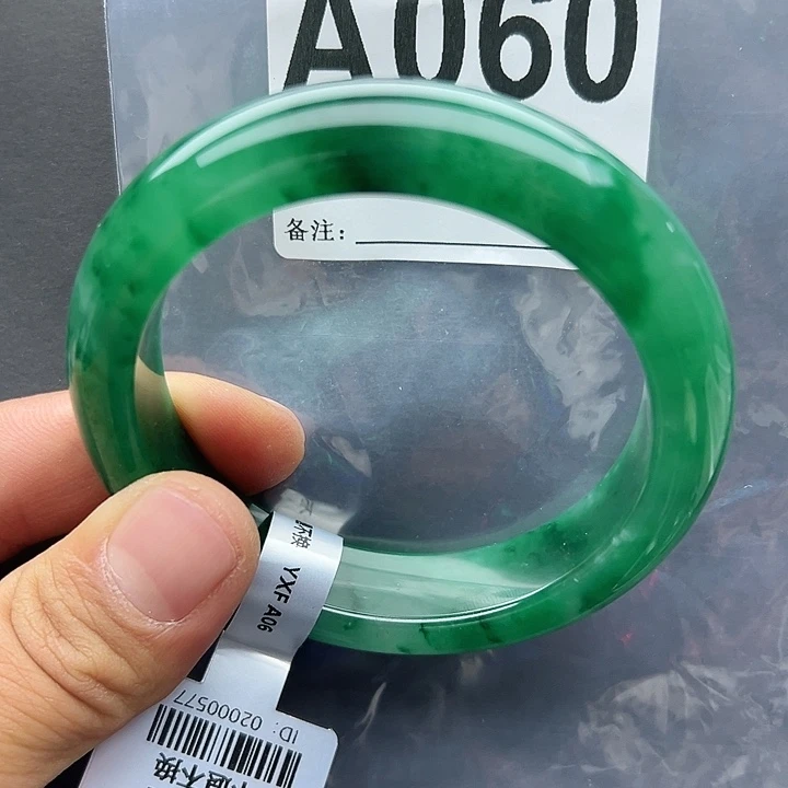 石英质玉未镶嵌手镯59.3-060