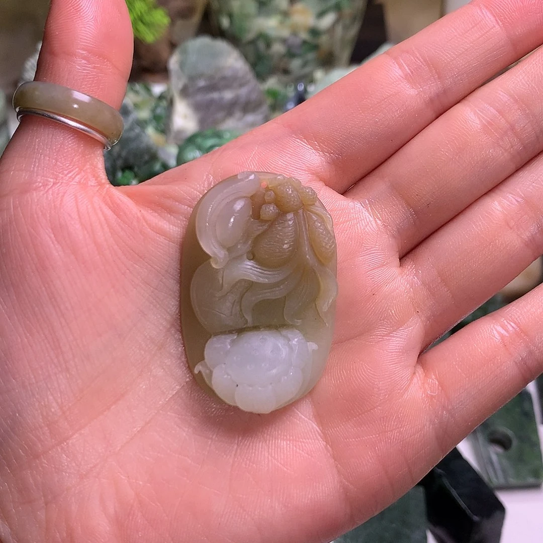 和田玉（糖玉）未镶嵌颈饰