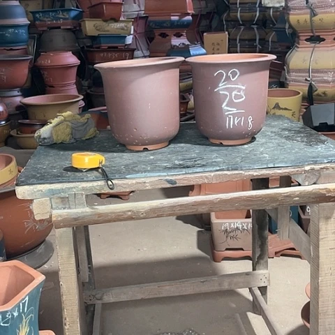 紫砂花盆金钟盆两个