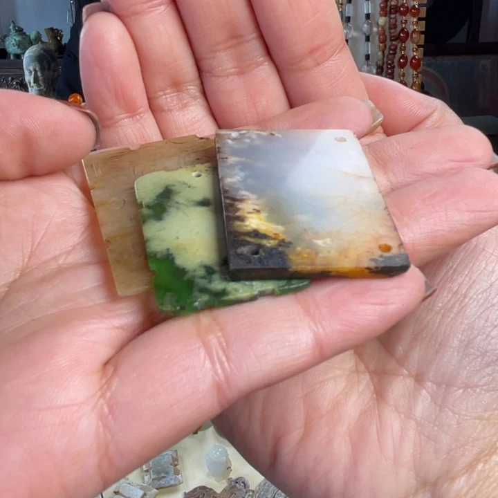 消***装和田玉未镶嵌颈饰