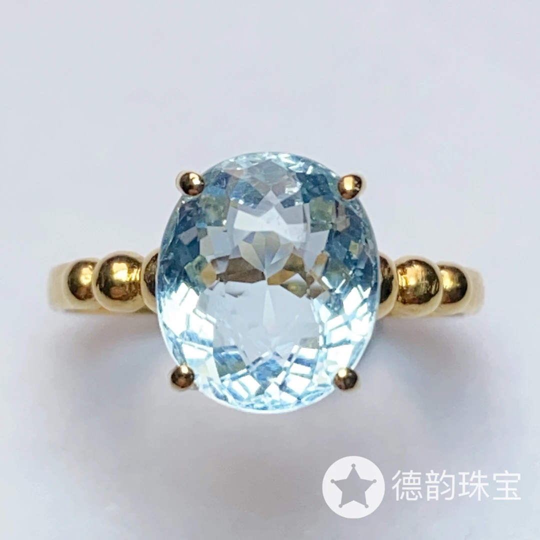18K金镶嵌海蓝宝石戒指