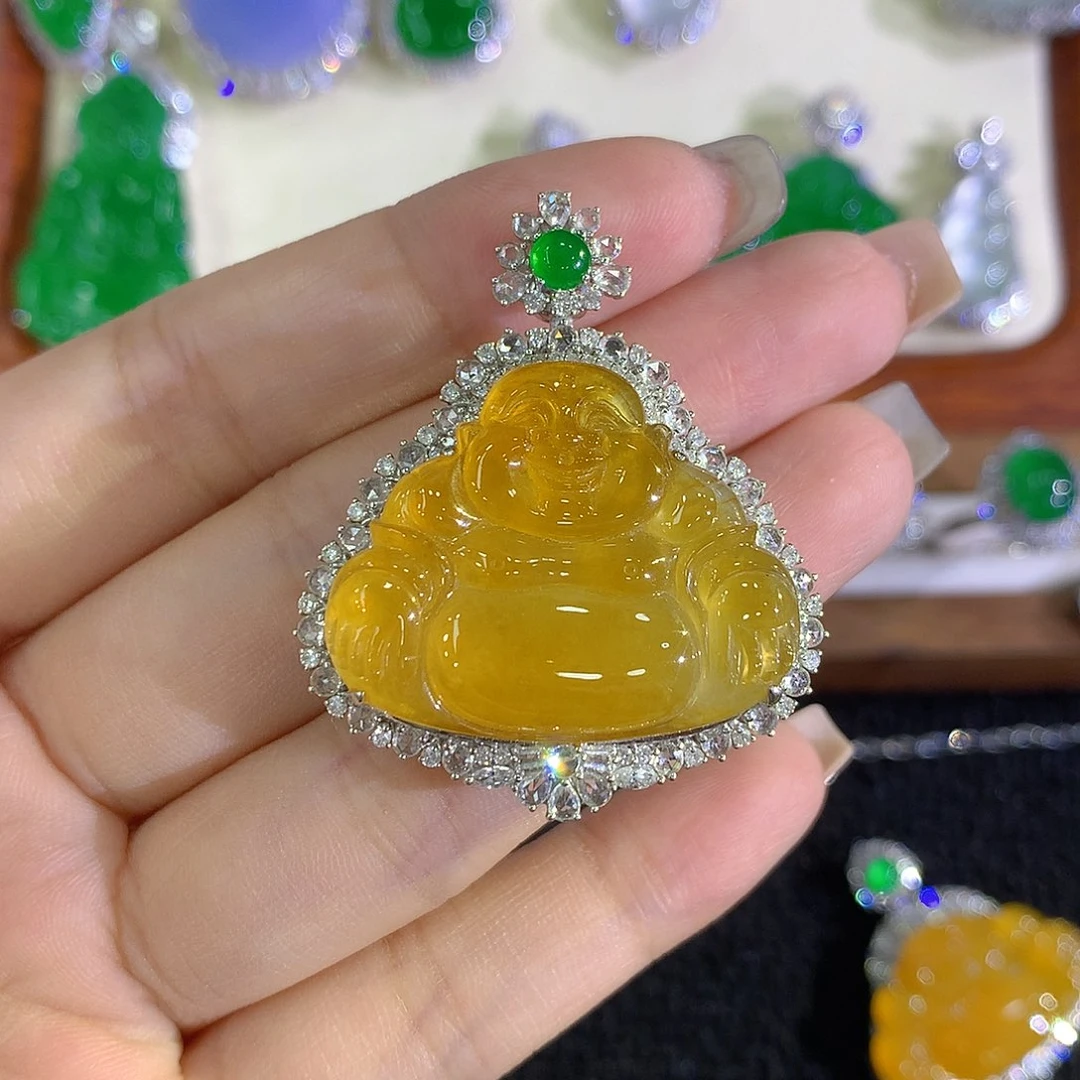 颈饰18K金镶嵌翡翠佛公
