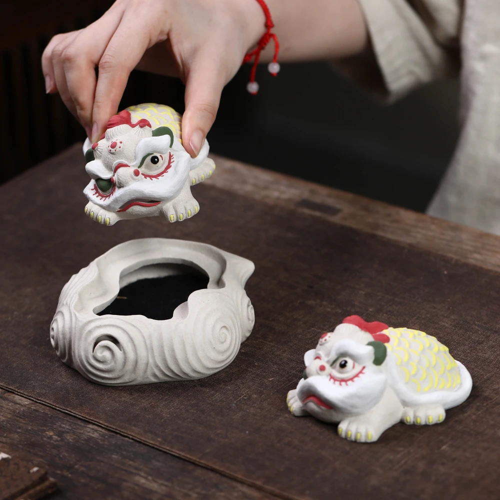 招财狮子香炉摆件紫砂茶宠创意彩绘国风醒狮香薰炉茶具茶桌可养