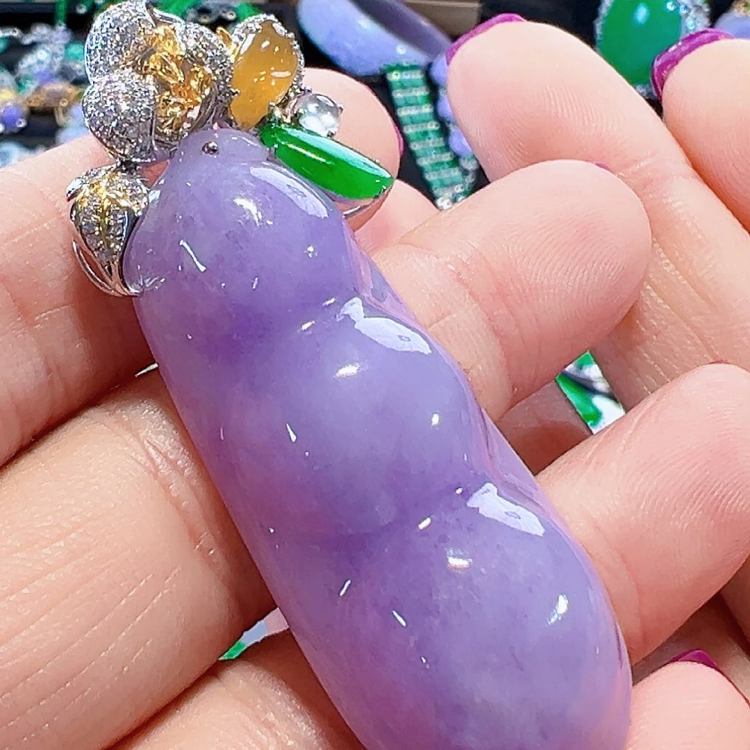 翡翠颈饰18K金镶嵌签收后24小时鉴赏期