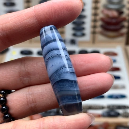 玛瑙/玉髓颈饰合金