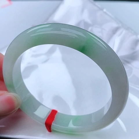 翡翠手镯未镶嵌27 号翡翠手镯