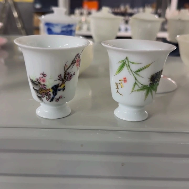 微瑕孤品羊脂玉高脚杯两个