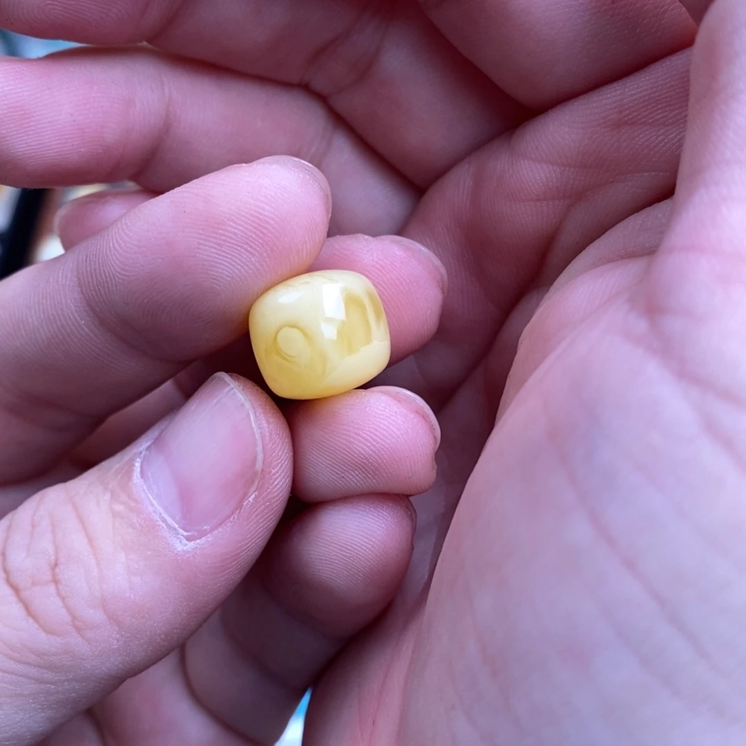 M***劉蜜蜡未镶嵌裸石配饰