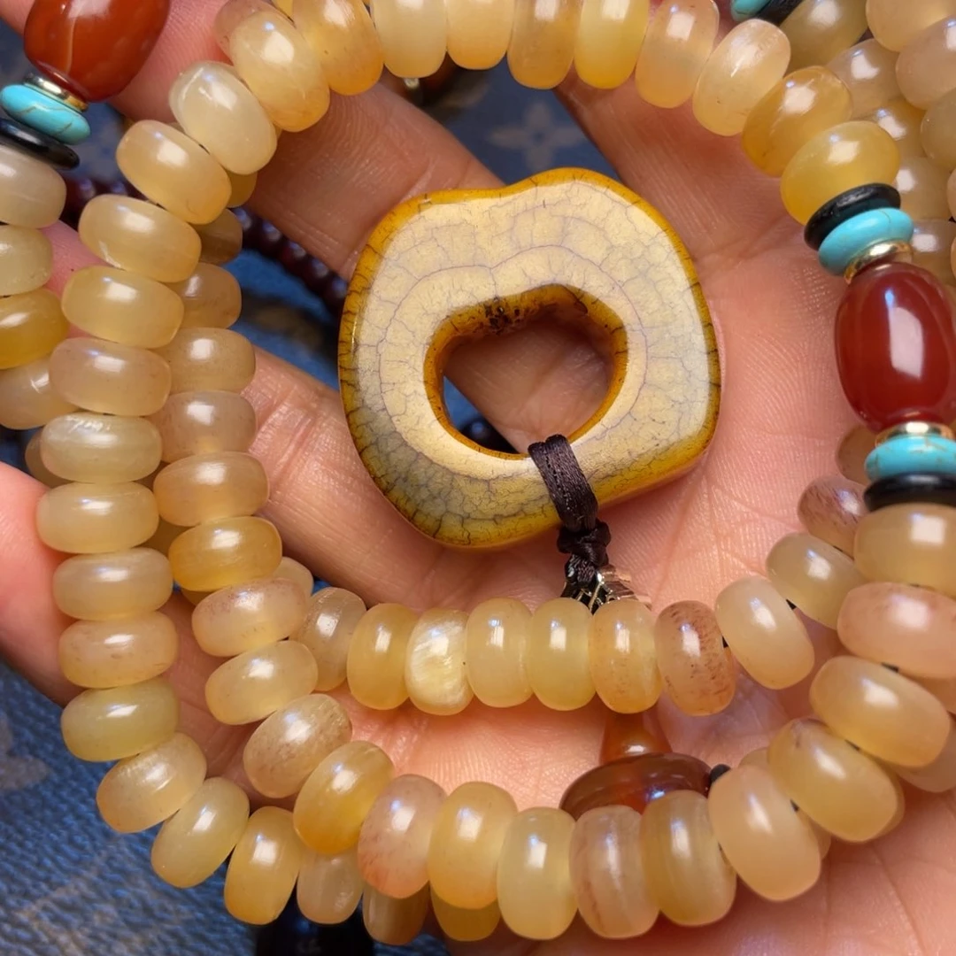 柏香籽/百香籽吊坠五****白小黑