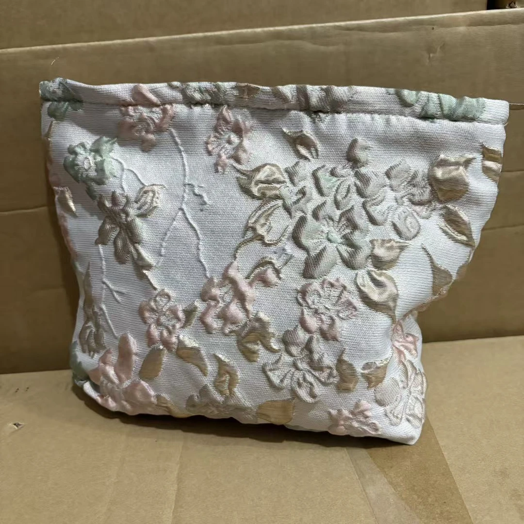 发2个【24*21.5】立体印花双层收纳包