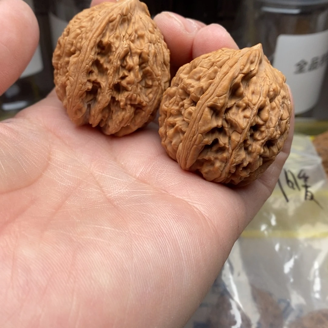 核桃把件四一麦穗虎头