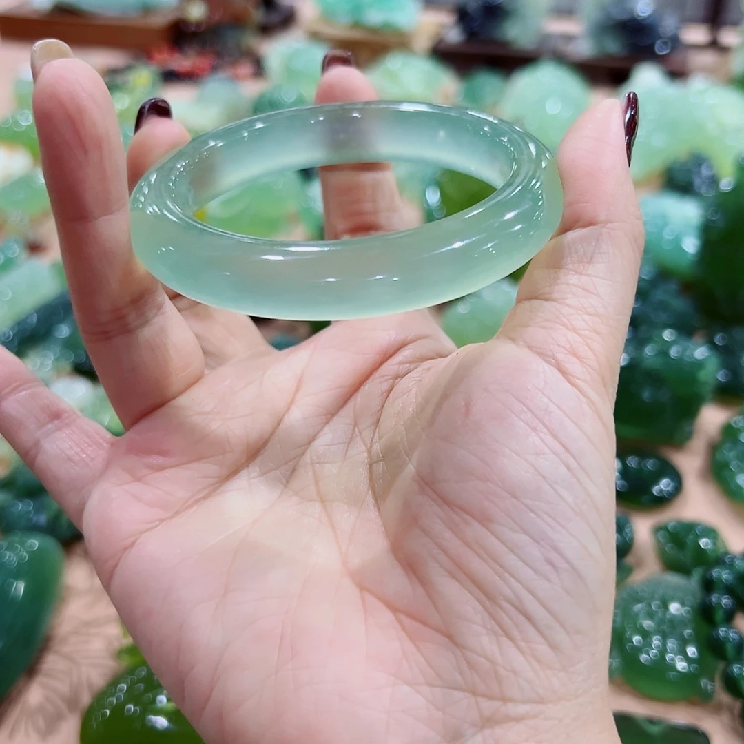 欧***鸡未镶嵌蛇纹石玉手镯60