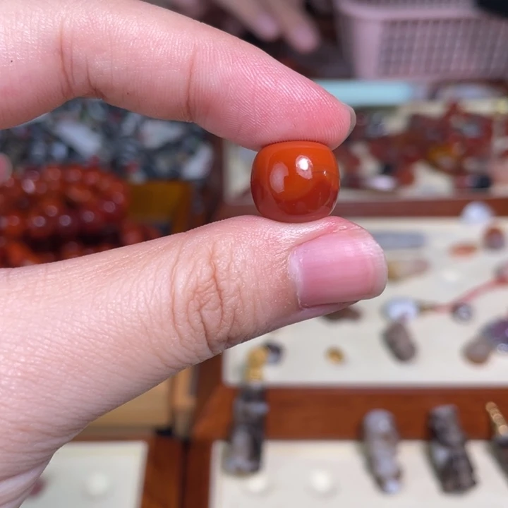 南红玛瑙未镶嵌颈饰63