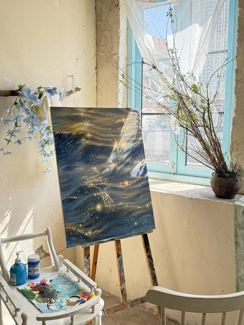 波光粼粼海面丙烯画