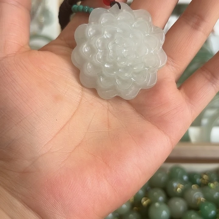 东陵石未镶嵌手链张****！